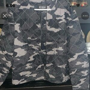 GUESS Black and Gray Quilted Camouflage Jacket